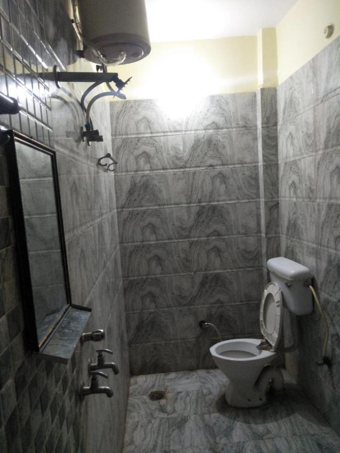Hotel Shiv Mahima Inn By Wb Inn Allāhābād Junction Exteriér fotografie