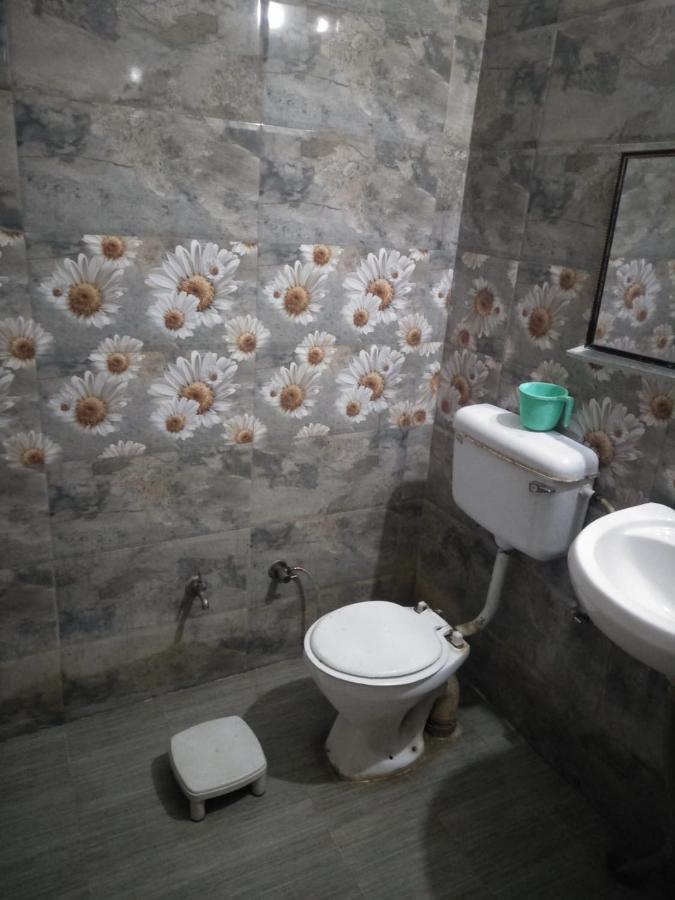 Hotel Shiv Mahima Inn By Wb Inn Allāhābād Junction Exteriér fotografie